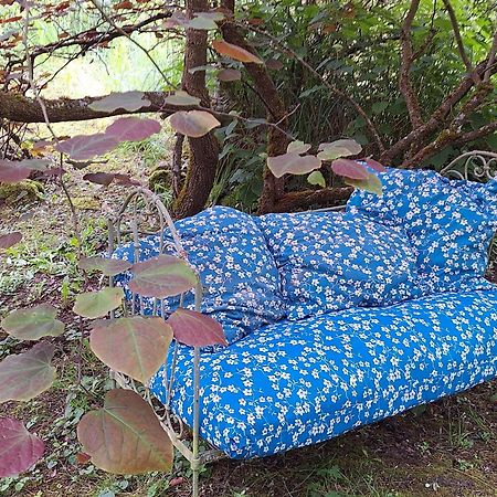Les Insolites Watronville Εξωτερικό φωτογραφία
